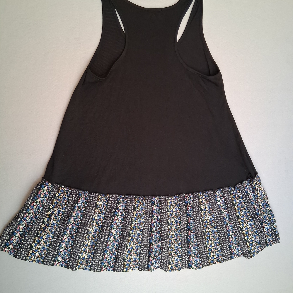UMGEE USA NWT Size S Black Boho Racerback Tank with Floral Ruffle Hem - Picture 6 of 7